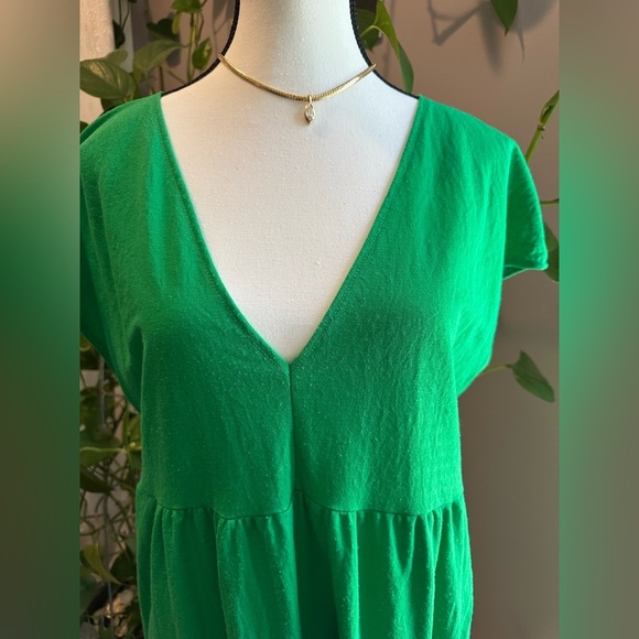 Zara Emerald Green V-Neck Dress - Picture 8 of 8